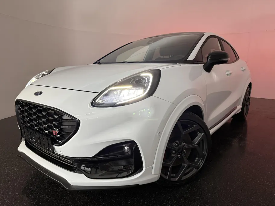 Ford Puma 1.5 EcoBoost ST-X | 200 PK | Full LED | Panoramadak | Trekhaak afneembaar | Driver Assistance Pack | Keyless Pack |