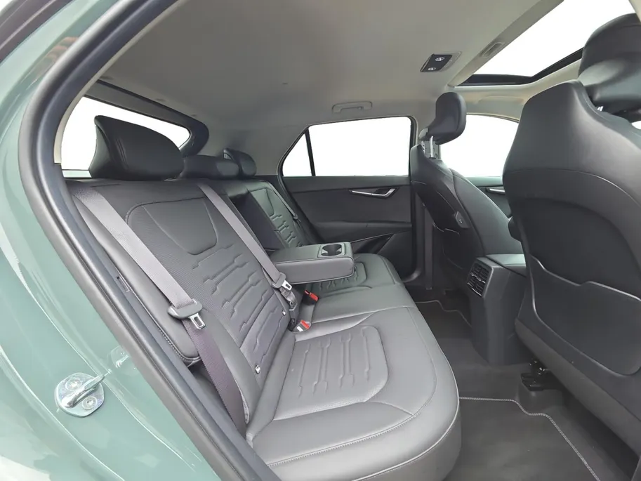 Kia Niro 1.6 GDi Hybrid DynamicPlusLine | Dealer onderhouden | Open dak | Lederen bekleding | Trekhaak | Stoelverwarming | Apple CarPlay & Android Auto | Dodehoek Detectie | Fabrieksgarantie t/m 6-2031 |
