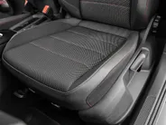 Volkswagen T-Roc 1.5 TSI 150pk Sport Business R · Panoramadak · Camera · Standkachel · Stoelverwarming · Navigatie · 19' Velgen · Elek. Inklapbare Spiegels ·
