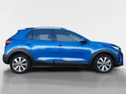 Kia Stonic 1.0T DynamicLine | Camera | Climate control | Apple Carplay / Android Auto | Cruise control | Parkeersensoren achter | Lichtmetalen velgen 16inch |