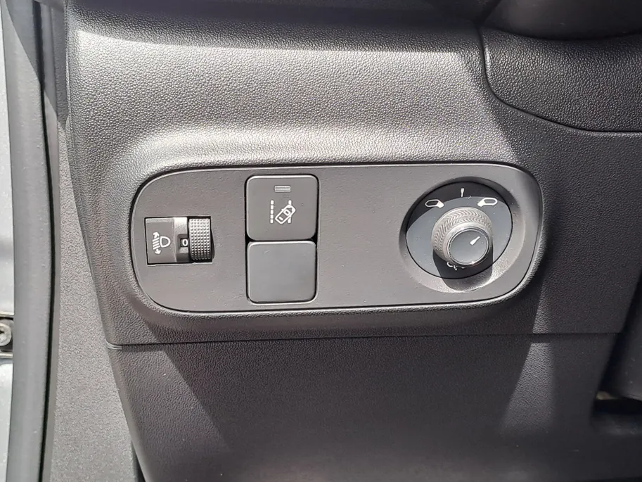 Citroën C3 1.2 PureTech S&S Shine | Cruise | AUTOMAAT | Apple Carplay/Android Auto | Camera | Navigatie | DAB