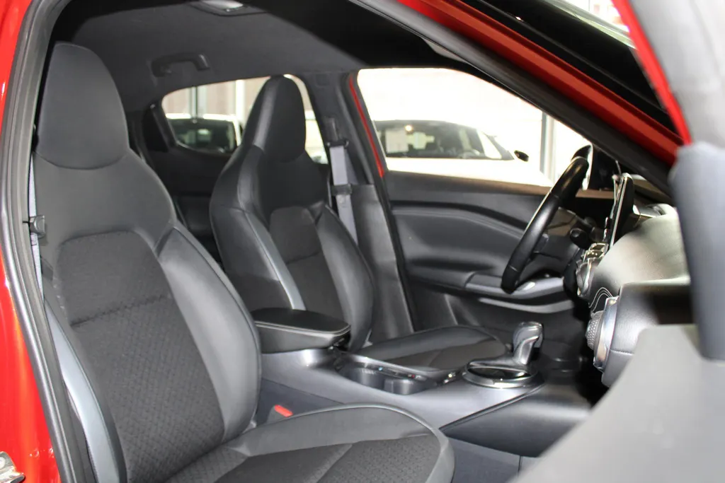 Nissan Juke 1.6 Hybrid N-Connecta | Navigatie | Achteruitrij camera | Parkeersensoren achter | Apple carplay & Android auto | Automaat | Keyless entry | LM wielen |