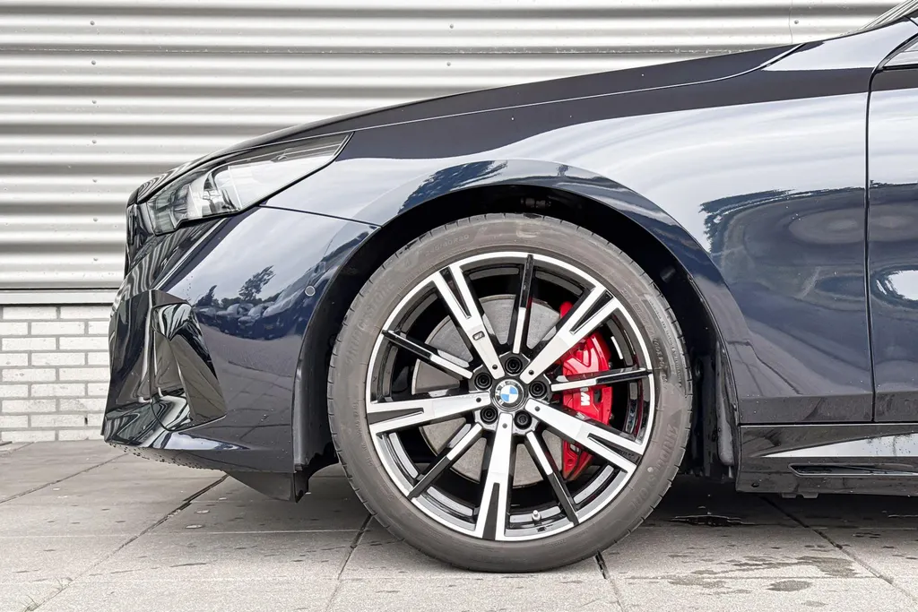BMW i5 Touring eDrive40 M Sport Edition 84 kWh