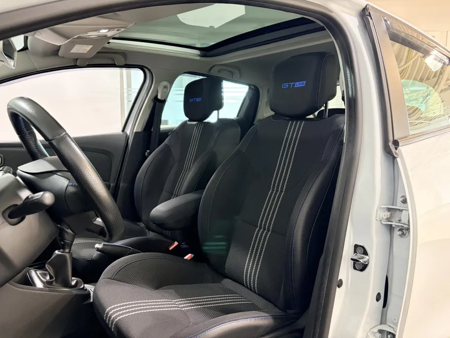 Renault Clio 90PK TCe GT-line | Lichtmetalen Velgen | Panoramadak | Parkeersensoren | Climate Control | Sportstoelen | Cruise Control | Full LED | Navi | Bluetooth | Armsteun | Keyless Entry |