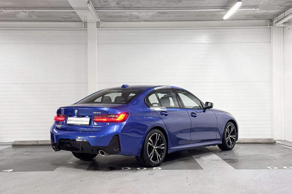 BMW 3 Serie Sedan 320i l M-Sport