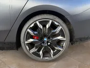 BMW 5 Serie Touring 530e M Sport-Pro Edition | matzwart | 21' individual | innovation | leer | head-up