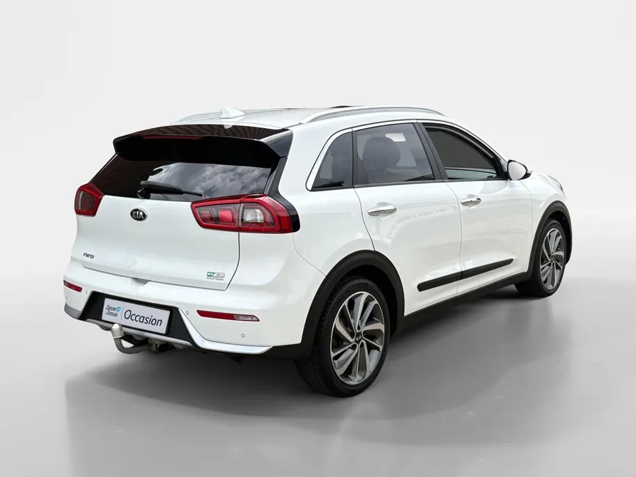 Kia Niro 1.6 GDi Hybrid ExecutiveLine | Trekhaak | Stoel verwarming en koeling | Lederen bekleding | Navigatie | Dodehoek detectie | Apple Carplay / Android Auto | Verbruik 1 op 20!