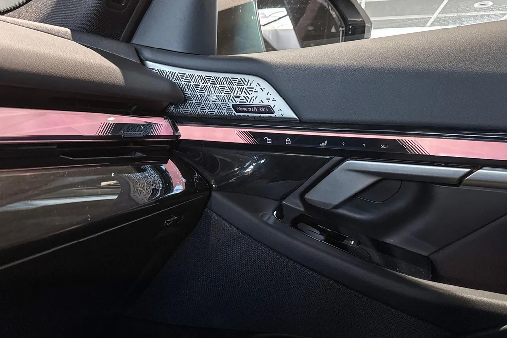 BMW 5 Serie Touring 550e xDrive