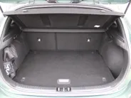 Kia Ceed 1.5 T-GDi GT-Line | Stuur-/stoelverwarming | Schuifdak | Cruise adapt. | Camera | 17' LM | LED | Dodehoek sensor | Draadloze lader |