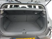 Kia EV2 Plus 42.2 kWh | Navigatie | Climate control | Stoel + Stuurverwarming | Parkeer sensoren voor + achter | Parkeer camera achter | DEMO