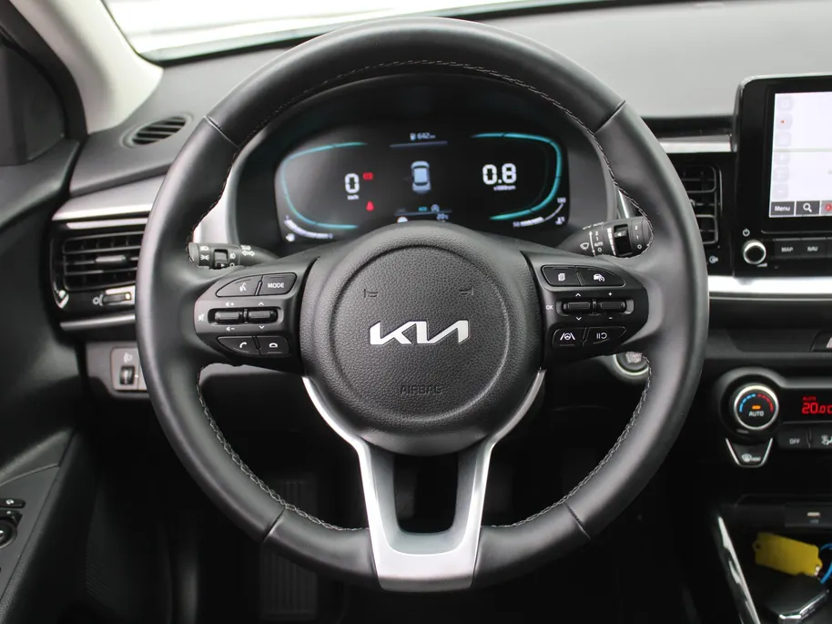 Kia Stonic 1.0 T-GDi MHEV DynamicPlusLine | Stuur-/stoelverwarming | Camera | Cruise adapt. | Clima | LED | Navi | 16' LM | Keyless |
