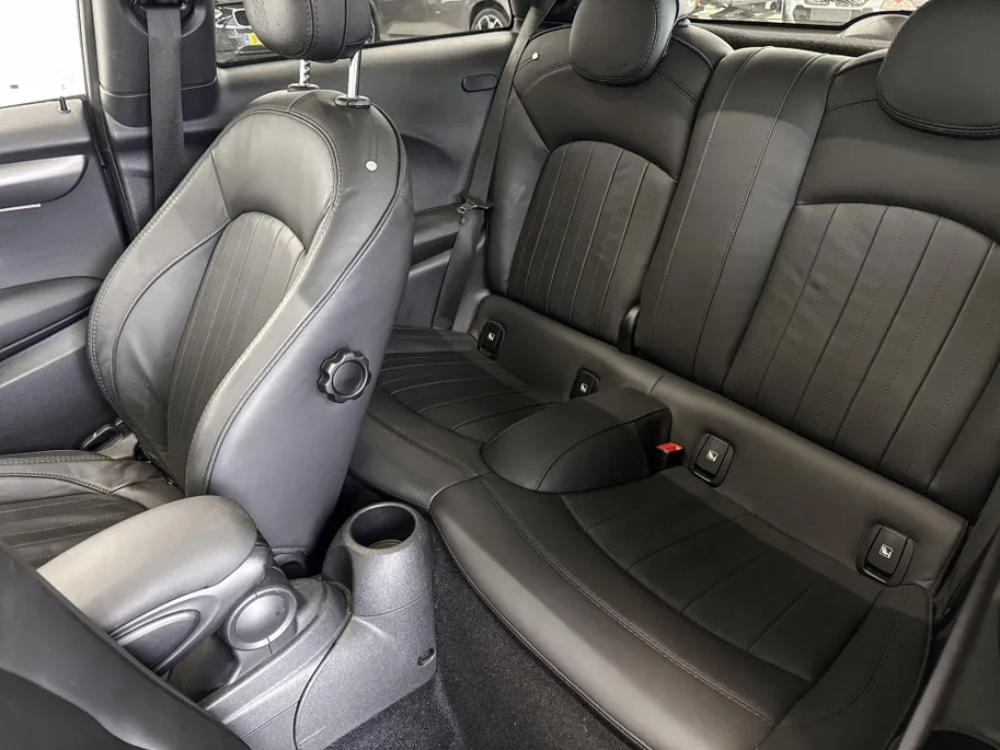 MINI Cooper 3-deurs 2.0 Cooper S MINI Yours