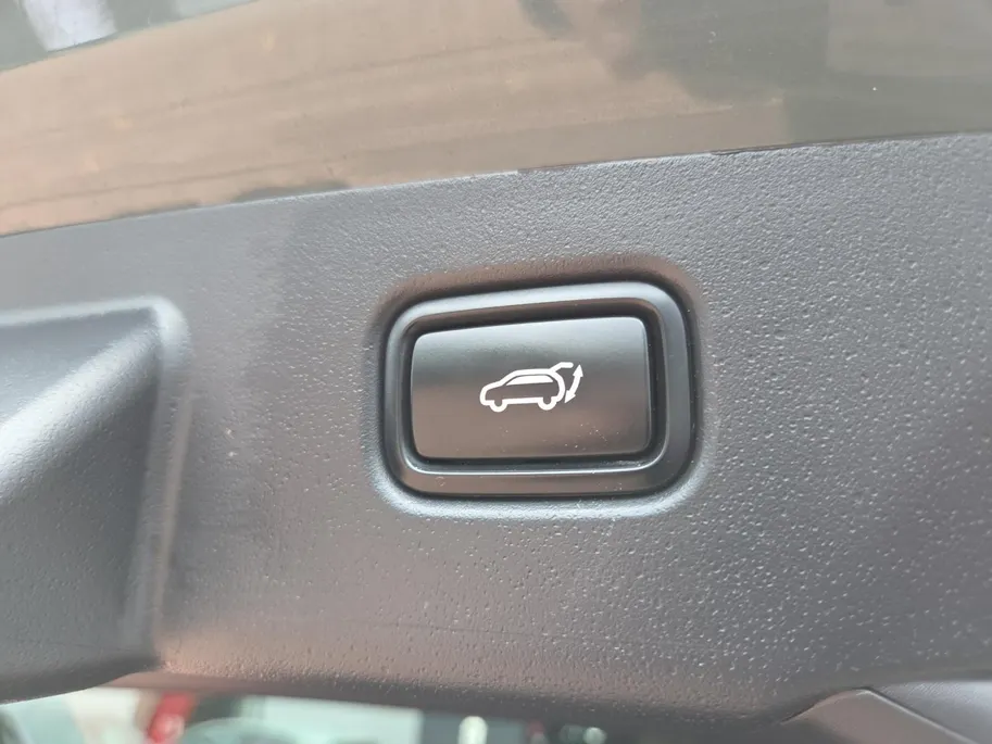 Kia Niro 1.6 GDi Hybrid DynamicPlusLine | Dealer onderhouden | Open dak | Lederen bekleding | Trekhaak | Stoelverwarming | Apple CarPlay & Android Auto | Dodehoek Detectie | Fabrieksgarantie t/m 6-2031 |