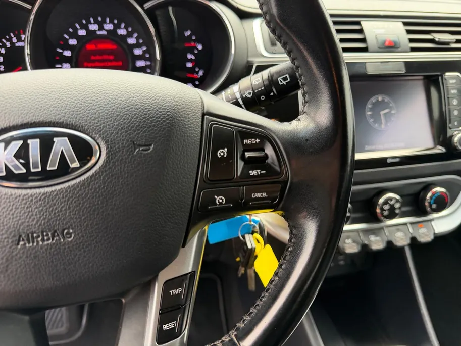 Kia Rio 1.2 DynamicLine | Nette auto | Navigatie | Trekhaak afneembaar | Achteruitrijcamera | 12 maanden BOVAG garantie |
