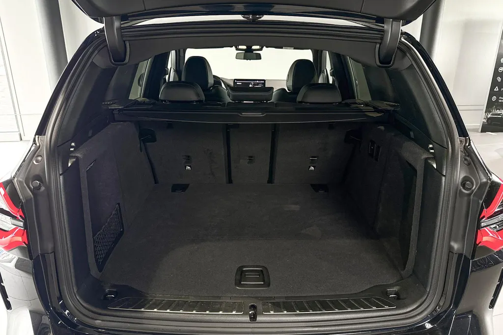 BMW iX3 High Executive 80 kWh
