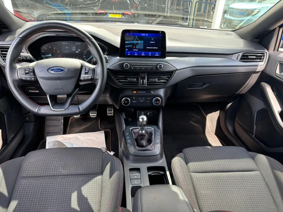Ford Focus 1.0 EcoBoost ST Line