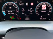Volkswagen Golf Variant 1.5 eTSI 110KW/150PK DSG Life Edition · Trekhaak · Stoelverwarming · 360° camera + Parkeersensoren · Fabrieksgarantie t/m 28-10-2027 of 100.000KM