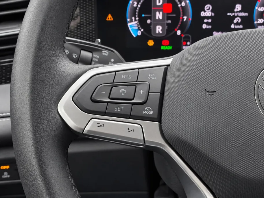 Volkswagen Tiguan 1.5 eTSI 130pk DSG Life Edition · 360 Camera · Wegklapbare Trekhaak · Apple/Android Car Play · Stoel-& Stuurverwarming · 18'' Inch ·