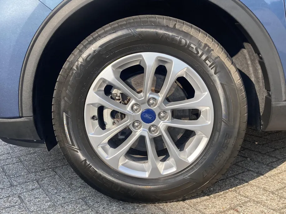 Ford Kuga 2.5 PHEV 225 pk Titanium Trekhaak - Navigatie - Apple Carplay/Android Auto - Camera - Draadloos opladen telefoon