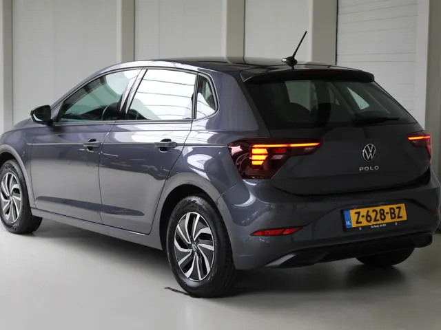 Volkswagen Polo 1.0 TSI Life DSG Airco | Radio | Lichtmetalen velgen |