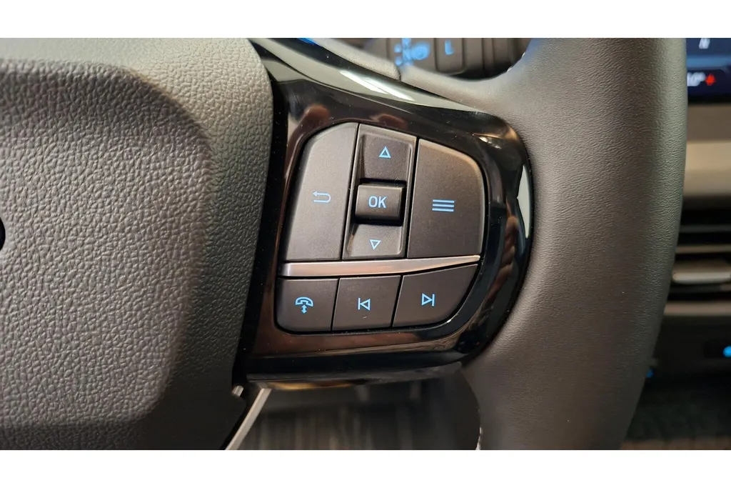 Ford E-Transit Courier Limited 136 PK 44 kWh accu