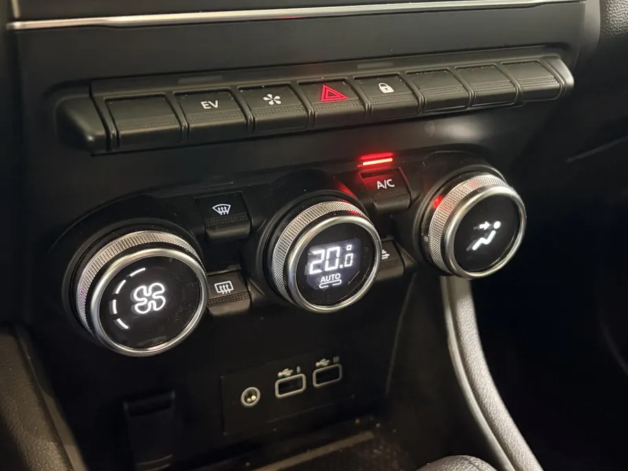 Renault Captur 145PK E-Tech Full Hybrid Techno Automaat | 1e eigenaar | Navi | Camera | Parkeersensoren | Climate Control | Apple CarPlay/Android Auto | Cruise Control | Lichtmetalen Velgen | Licht & Regen Sensor |