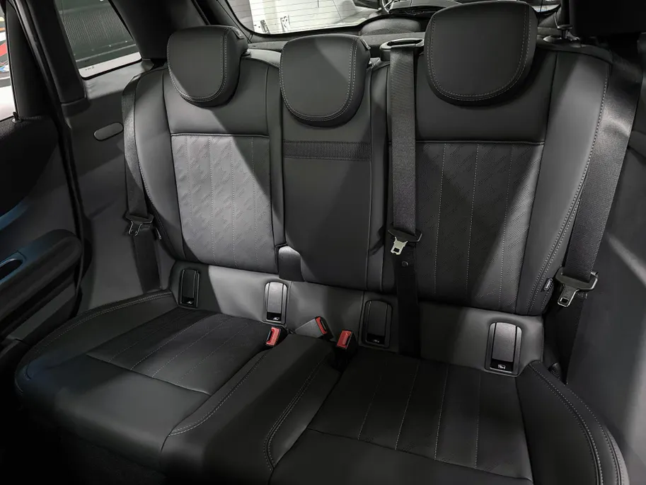 MINI Cooper 5-deurs John Cooper Works M
