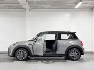 MINI Cooper 3-deurs Electric MINI Yours