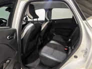 Renault Captur 90PK TCe Intens | 9,3' Navi | Camera | Climate Control | Parkeersensoren | Apple CarPlay/Android Auto | Cruise Control | Lichtmetalen Velgen | Armsteun | Full LED |