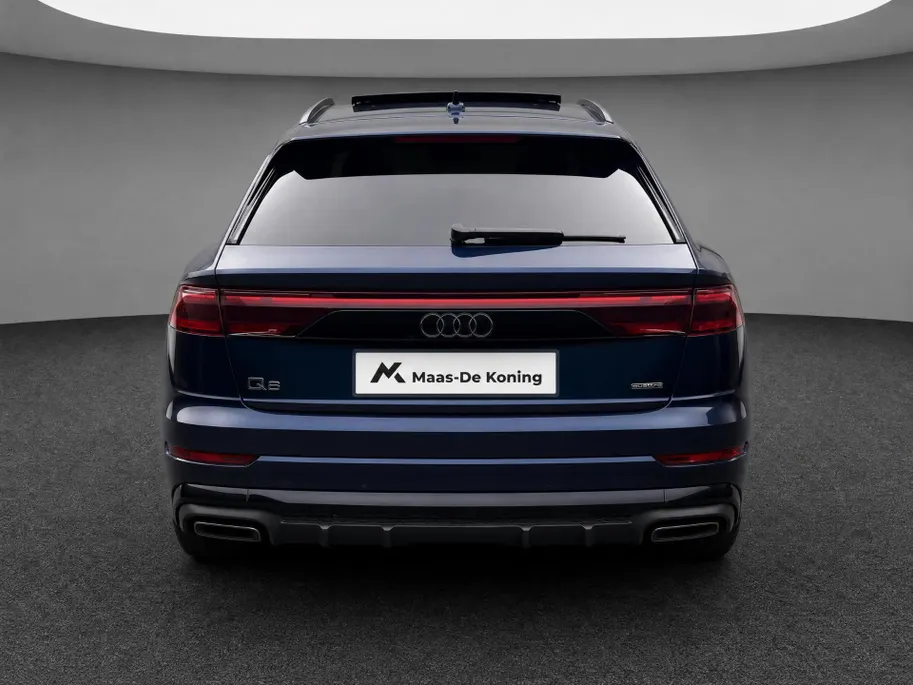 Audi Q8 60 TFSIe 490pk Tiptronic Quattro Pro Line S Comp · 360 Camera · Luchtvering · Laser LED · Wegklapbare Trekhaak · Elek. Voorstoelen · Nachtzicht · 23'' Inch · Garantie t/m 11-03-2031 of 100.000km