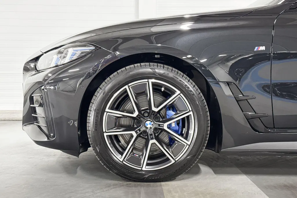 BMW i4 xDrive40