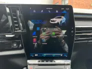 Renault Austral 1.2 E-Tech full hybrid 200 techno esprit Alpine | Apple Carplay & Android Auto | Climate Control | Camera | Adaptieve Cruise Control | Automatische Kofferklep | Dodehoek Detectie | 12 Maanden BOVAG Garantie