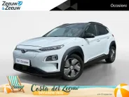 Hyundai Kona EV Premium 64 kWh | Achteruitrijcamera | Head Up Display | Dodehoek Detectie | Lederen Bekleding | Climate Control |