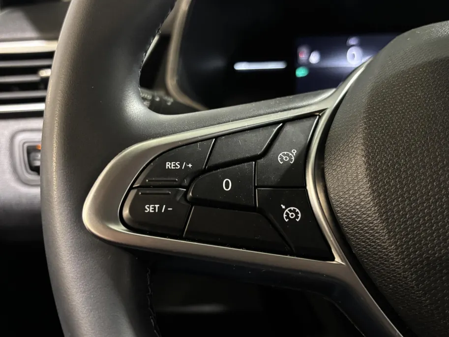 Renault Clio 90PK TCe GPF Evolution | 1e eigenaar | Navi | Parkeersensoren | Apple CarPlay/Android Auto | Licht & Regen Sensor | Digital Cockpit | Airco | Full LED |
