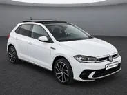 Volkswagen Polo 1.0TSI/95PK R-Line-Edition · Panoramadak · Camera + Parkeersensoren · Apple/Android Car Play · Stoelverwarming · Apple/Android Car Play · Clima · Info Active Display ·