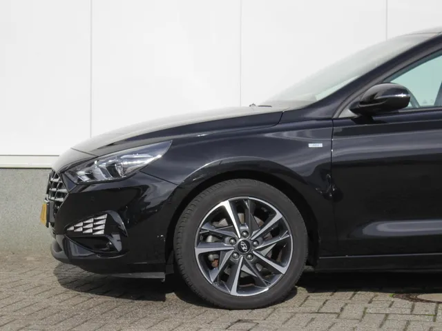 Hyundai i30 1.0 T-GDi MHEV Comfort Smart Automaat | Carplay/Android auto | Camera | Park sens