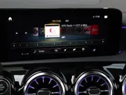 Mercedes-Benz CLA 200 AMG Line l Panoramadak l Stoelverwarming l Carplay