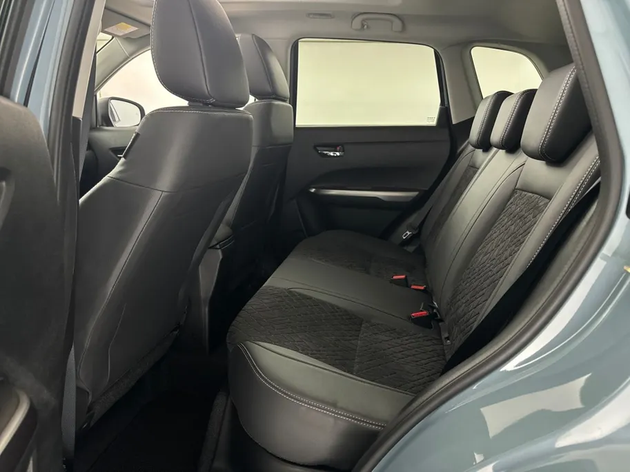 Suzuki Vitara 1.4 Style Smart Hybrid Automaat | Panoramadak | Leder/Alcantara | Adaptieve Cruise Control
