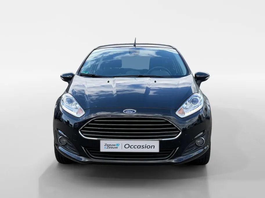 Ford Fiesta 1.0 EcoBoost Titanium | NL auto | Navigatie | Parkeersensor achter | Bluetooth | Cruise control | Verwarmde voorruit |