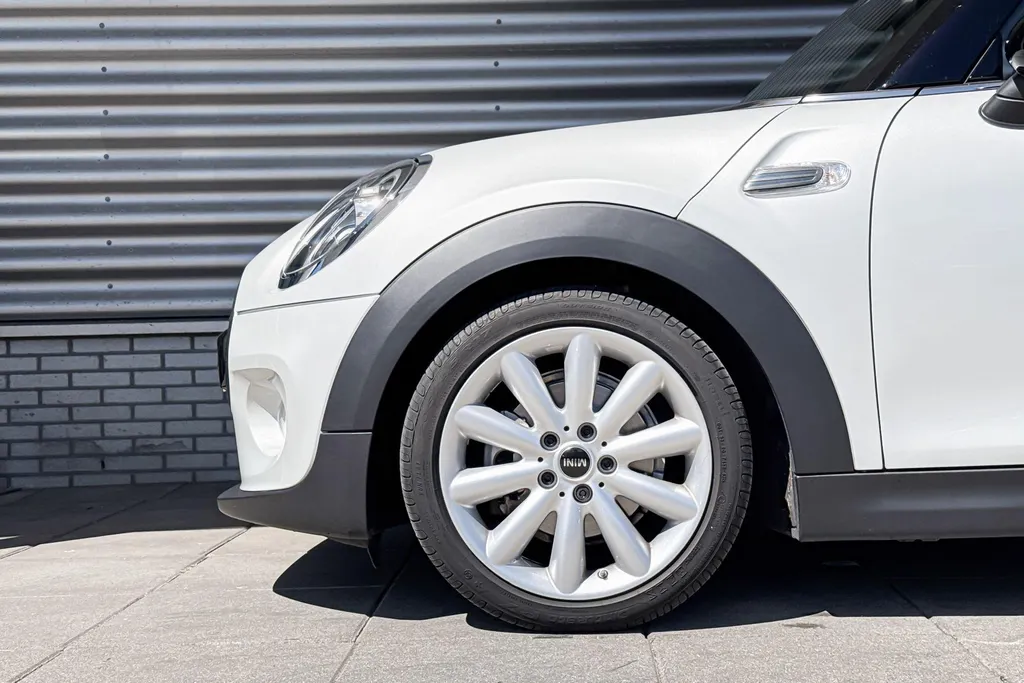 MINI Cooper 3-deurs 1.5 Cooper Chili