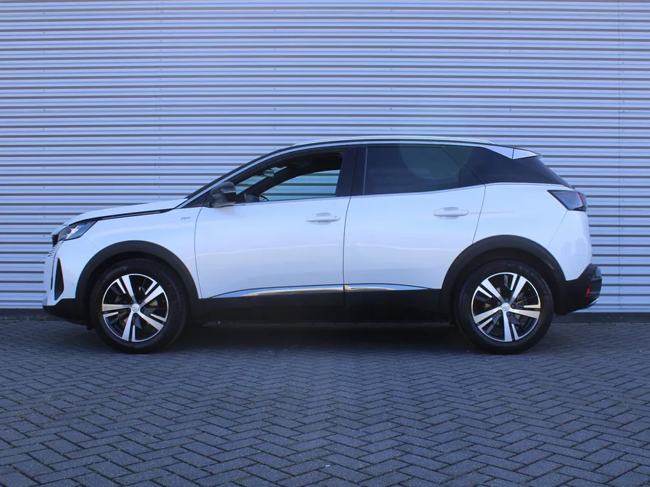 Peugeot 3008 1.2 PureTech GT | Trekhaak | Stoelverwarming | Cruise adapt. | Camera | Dodehoek detectie | 18' LM | Navi | Clima |