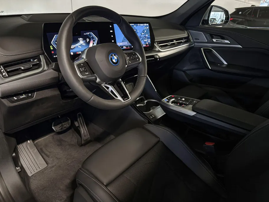 BMW iX1 eDrive20 67 kWh M Sport Edition