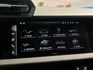 Audi A3 Sportback 40 TFSIe 150kW/204PK S Line · Drive select · Leder/Stof · Camera + Parkeersensoren · Garantie t/m 25-05-2029 of 80000km.