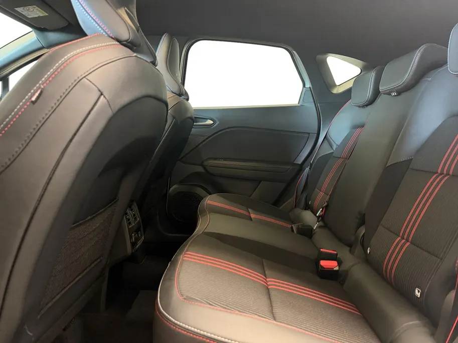 Renault Captur 1.6 HYBRID | AUTOMAAT | RS-LINE | TREKHAAK |