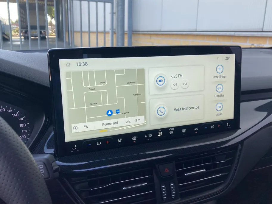 Ford Focus Wagon 1.0 EcoBoost Hybrid 155 pk Autom. ST Line X Wagon Automaat - Panoramadak - Winter Pack - Navigatie - Apple Carplay/ Android Auto