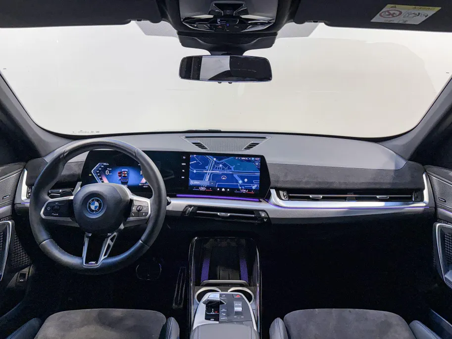 BMW iX1 xDrive30 67 kWh M Sport Edition