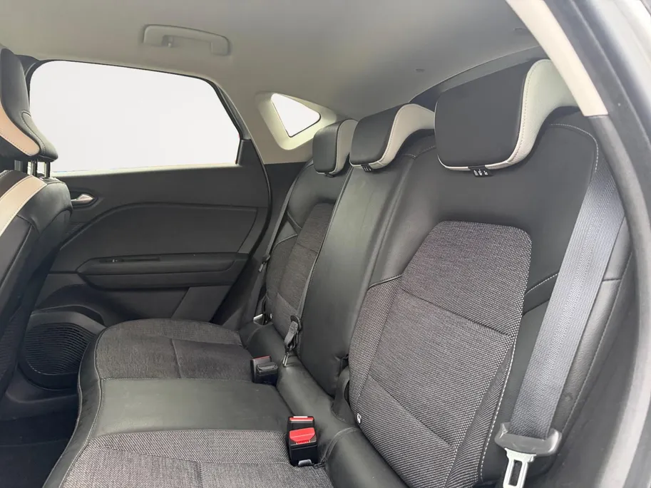 Renault Captur 1.0 TCe 100 Intens | Climate | Cruise | Telefoon | Licht,Metalen velgen | Draadloos opladen | Parkeersensoren |Apple Carplay/Android Auto
