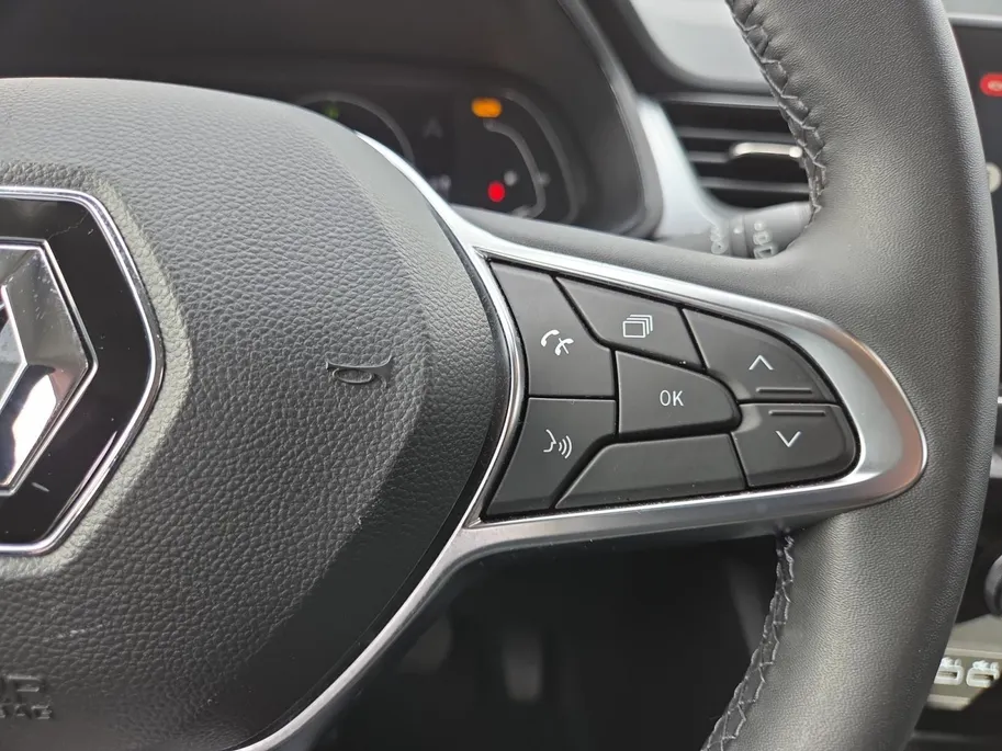 Renault Captur 1.6 E-Tech full hybrid 145 techno Automaat | 1e Eigenaar | Navi | Camera | Two tone metallic lak | Carplay | Bovag garantie | NAP