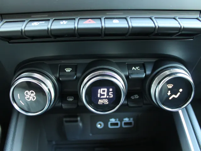 Renault Clio 1.0 TCe 90 GPF esprit Alpine | all season banden | Navigatie | Cruise adaptief