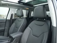 Jeep Compass 4xe 240 PK Hybride Summit | Pano | Premium | LED | Winter | 19'